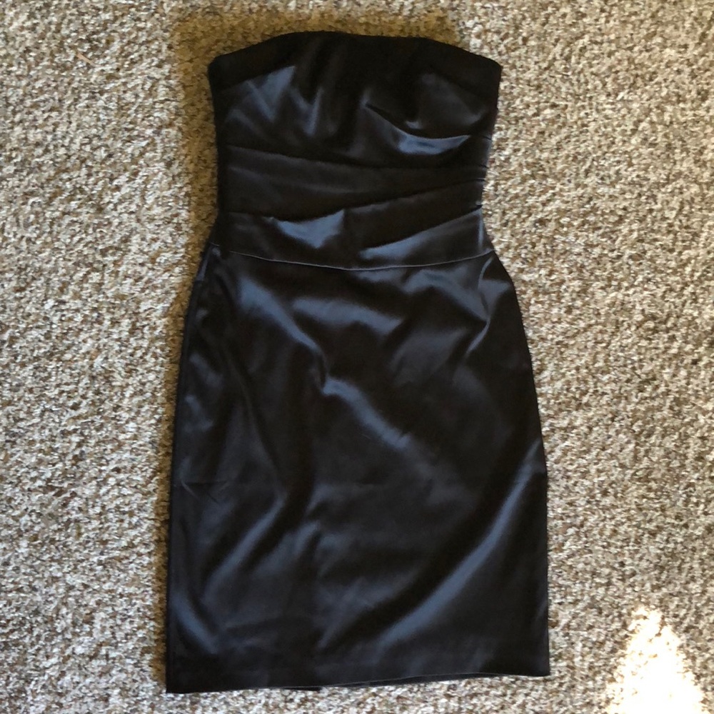 White House Black Market strapless dress